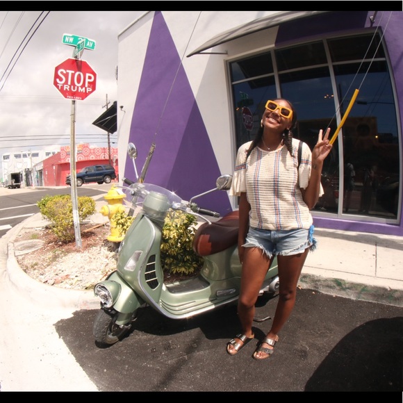 Meet your Posher, Cree - Picture 1 of 1